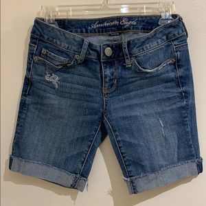 American Eagle stretch denim shorts size 0, 5” leg